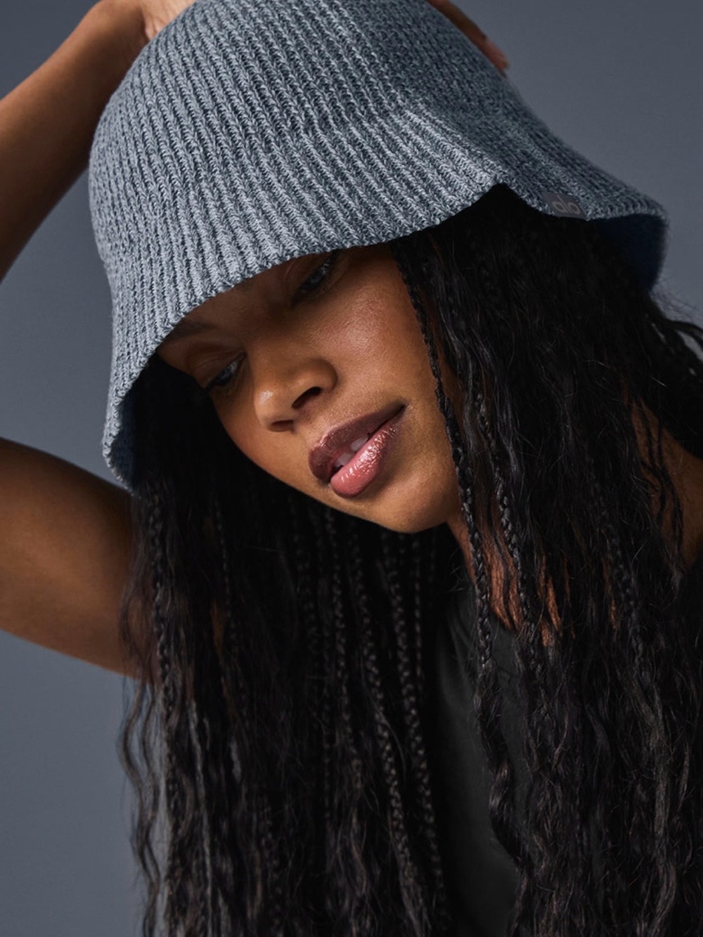 ALO Yoga Ribbed Knit Bucket Hat - Light Gray